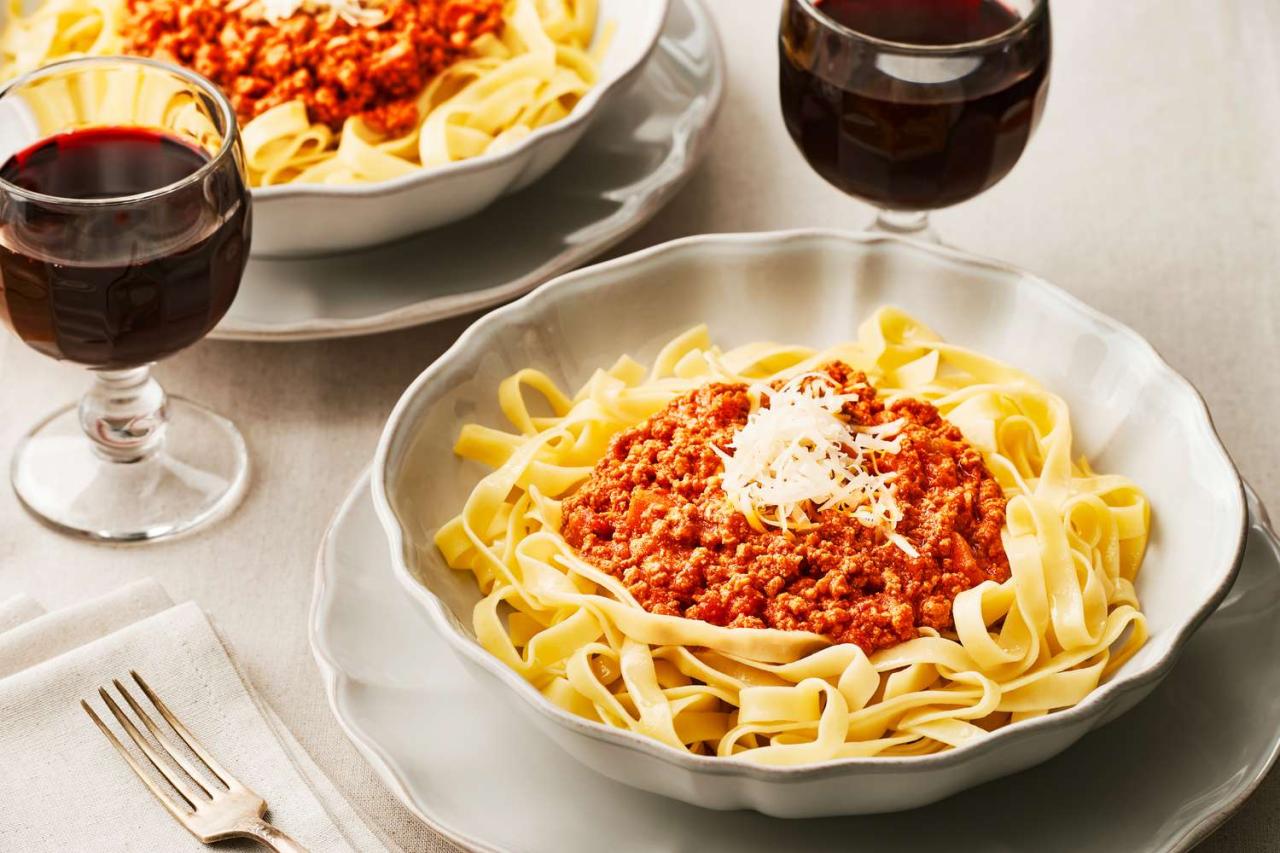 Spaghetti Bolognese and Sangiovese