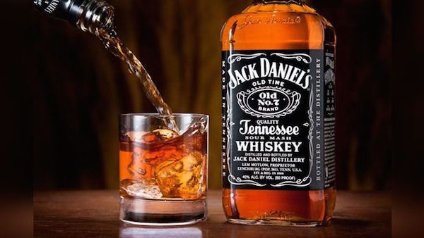 A Personal Exploration of Jack Daniel’s Old No. 7 Tennessee Whiskey